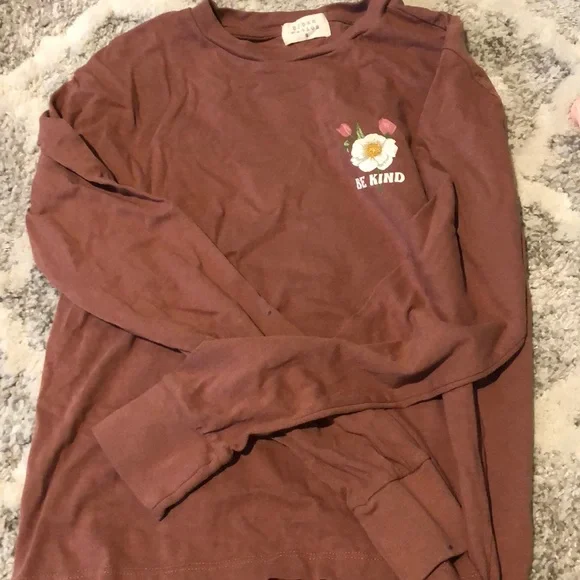 Cute and comfy long sleeve shirt S - Picture 1 of 2